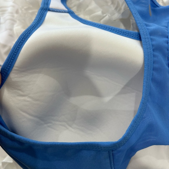 AVÍA • Blue Sports Bra • Size M (8-10) - Picture 6 of 9